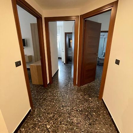 Due Passi Dal Mare Otel Savona Dış mekan fotoğraf