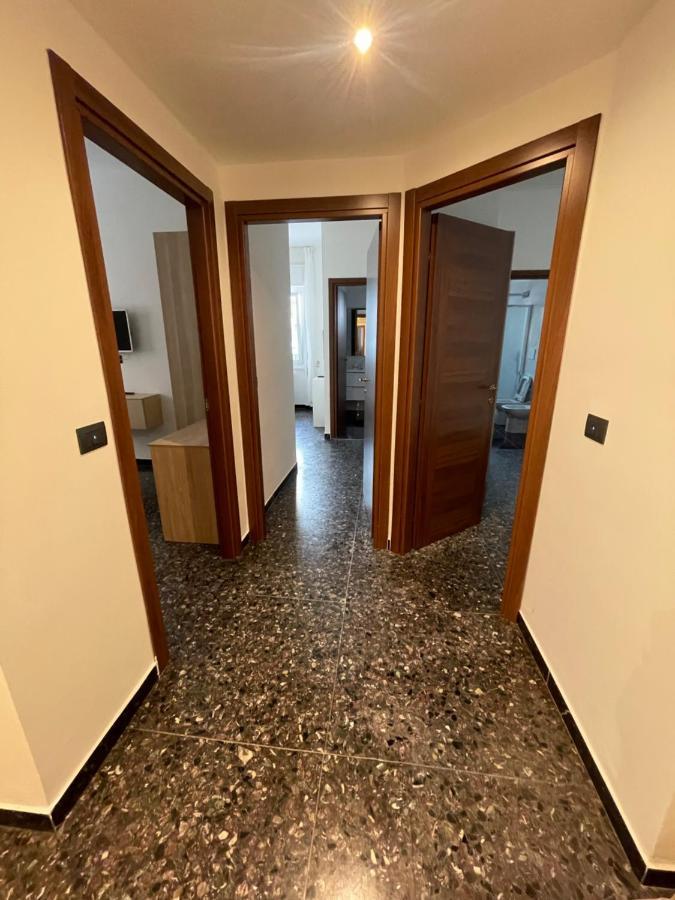 Due Passi Dal Mare Otel Savona Dış mekan fotoğraf