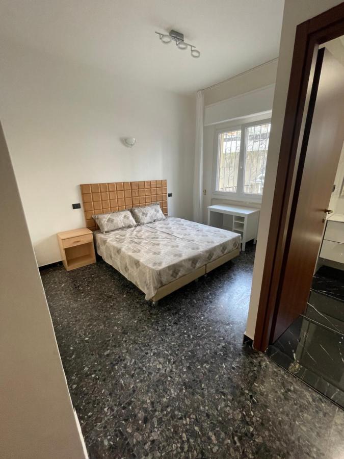 Due Passi Dal Mare Otel Savona Dış mekan fotoğraf