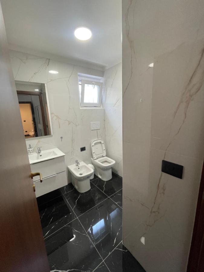 Due Passi Dal Mare Otel Savona Dış mekan fotoğraf